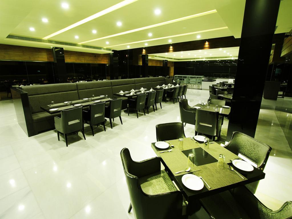 Pleasant Days Resort Chembarambakkam Lake 外观 照片