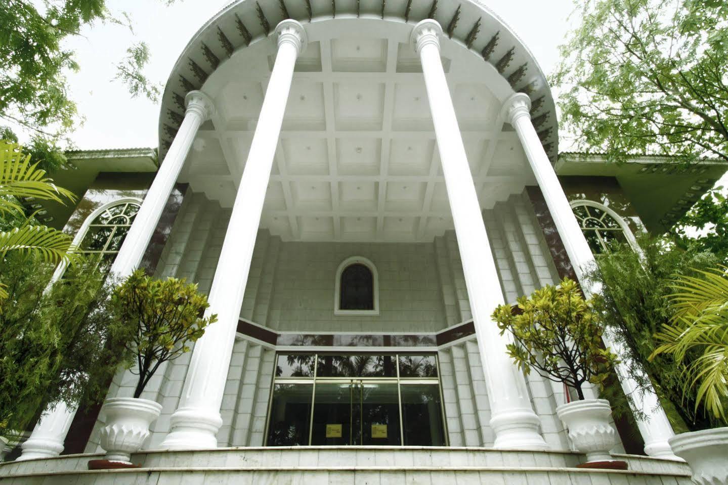 Pleasant Days Resort Chembarambakkam Lake 外观 照片